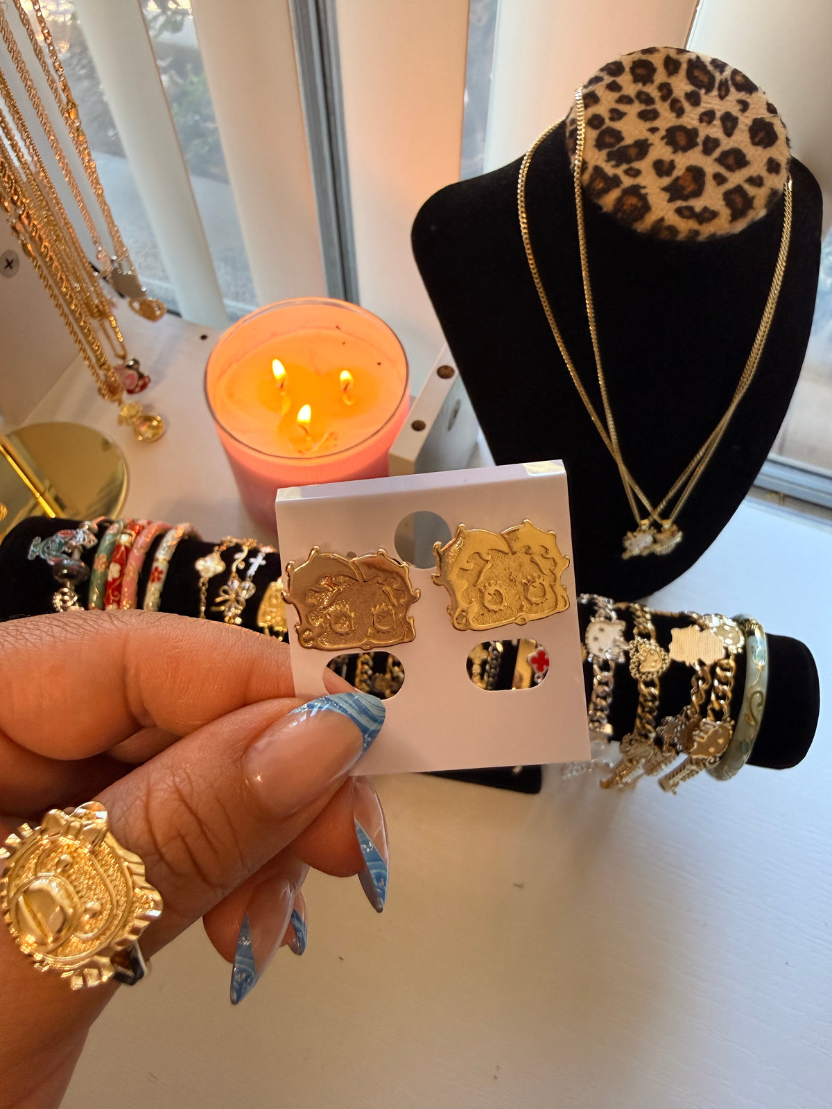 BB GOLD STUDS