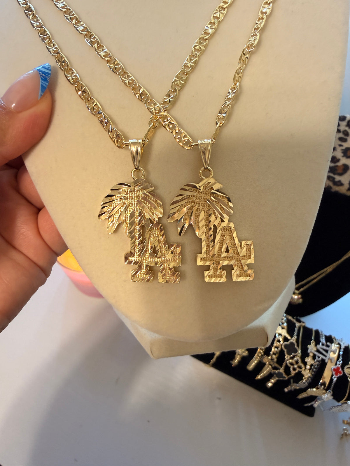 Large LA w palm necklace
