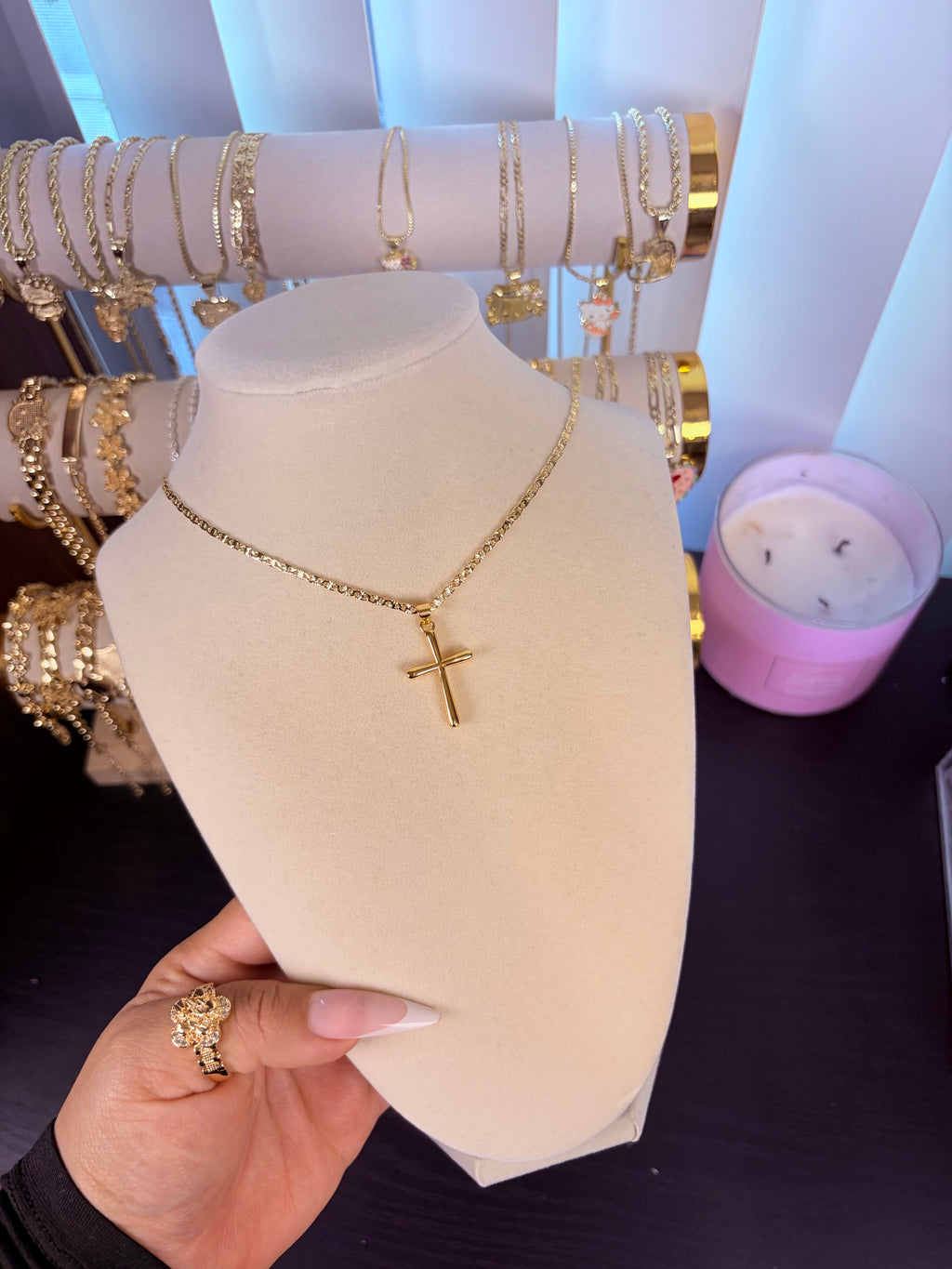 Simple cross necklace