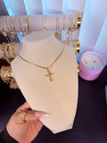 Simple cross necklace