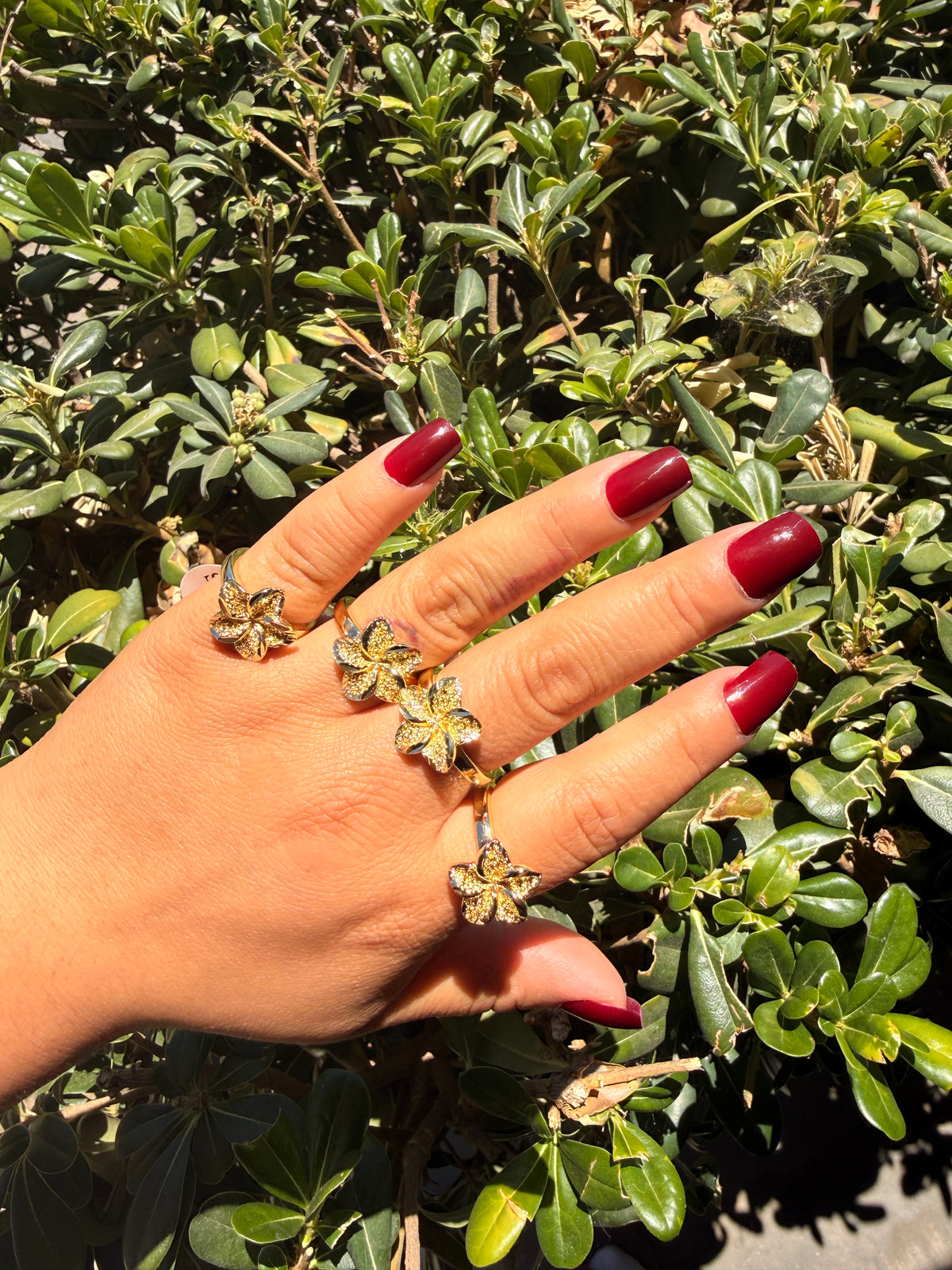 Hibiscus ring