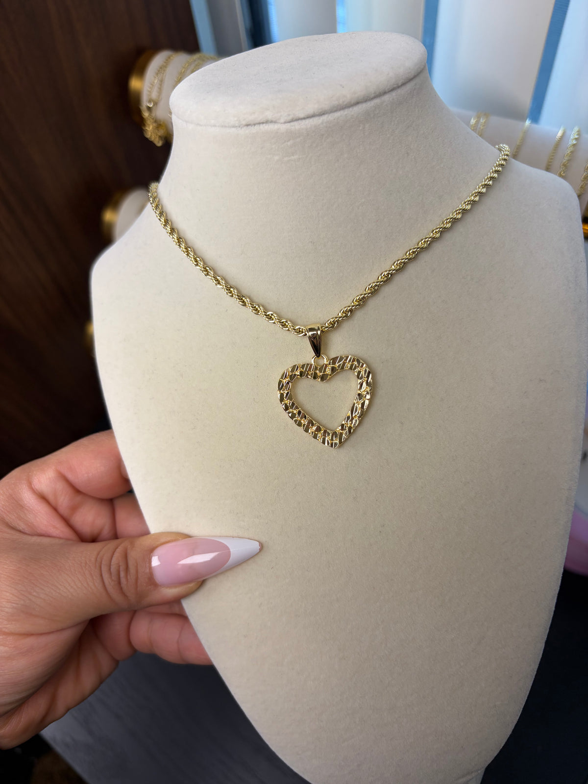 Heart nugget necklace