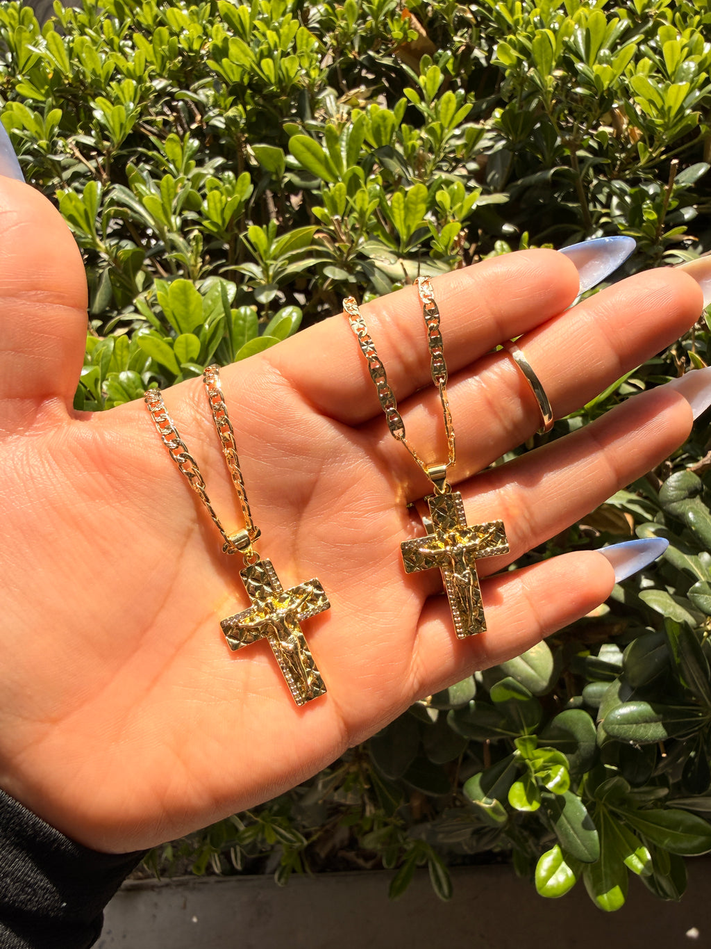Thick Cross necklace