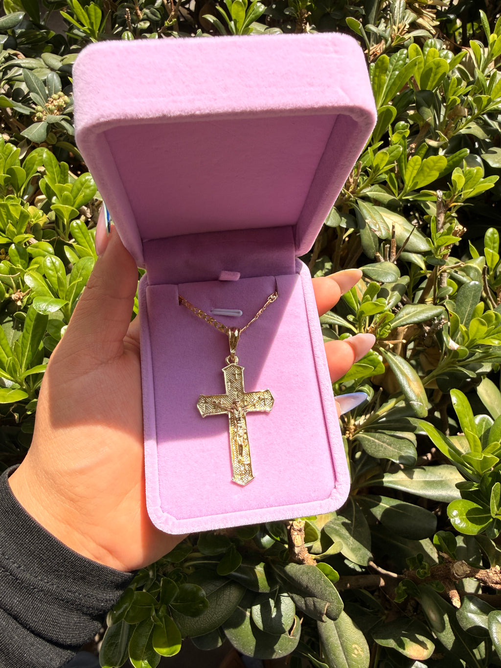Big cross necklace