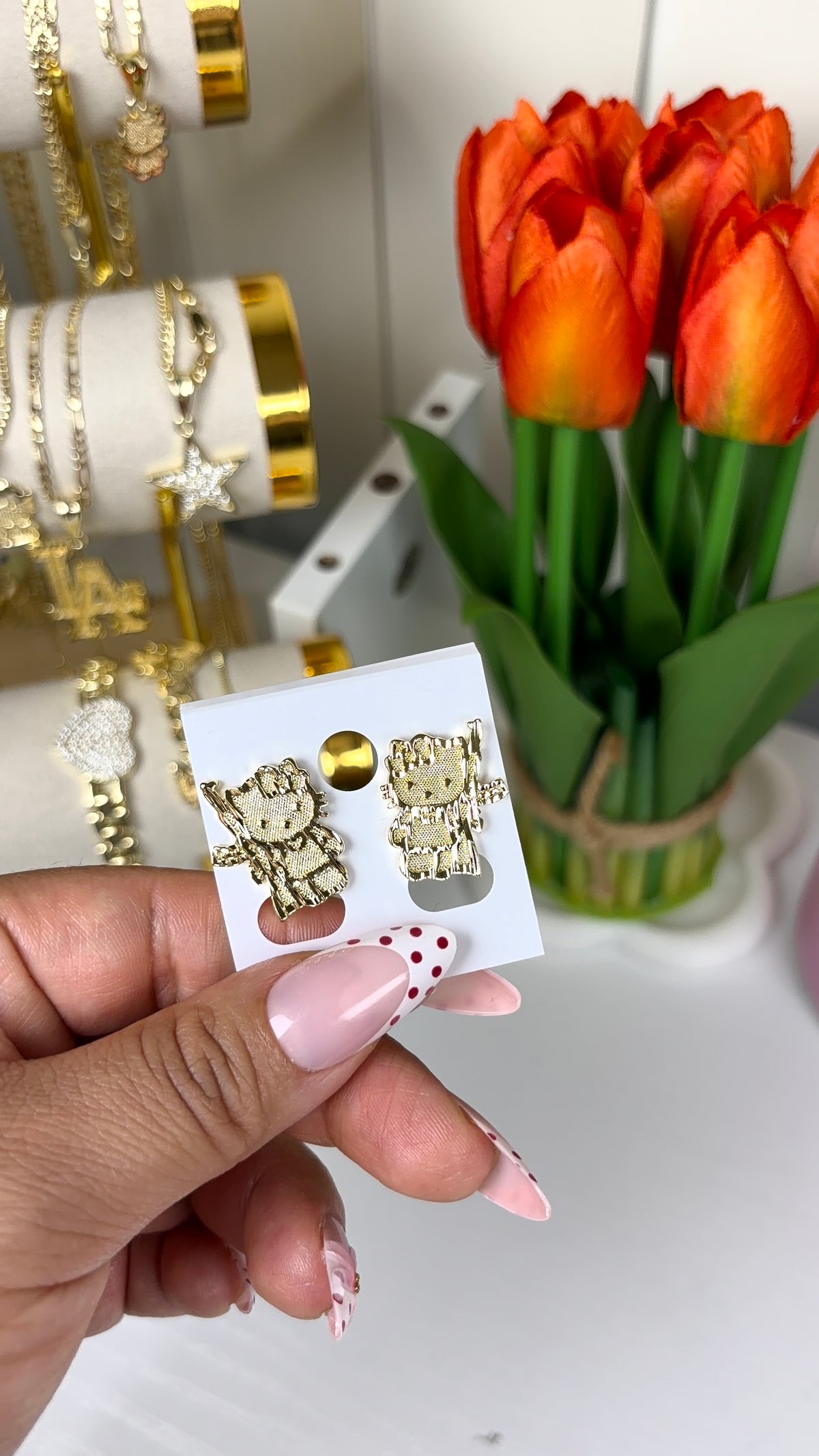 HK pew studs