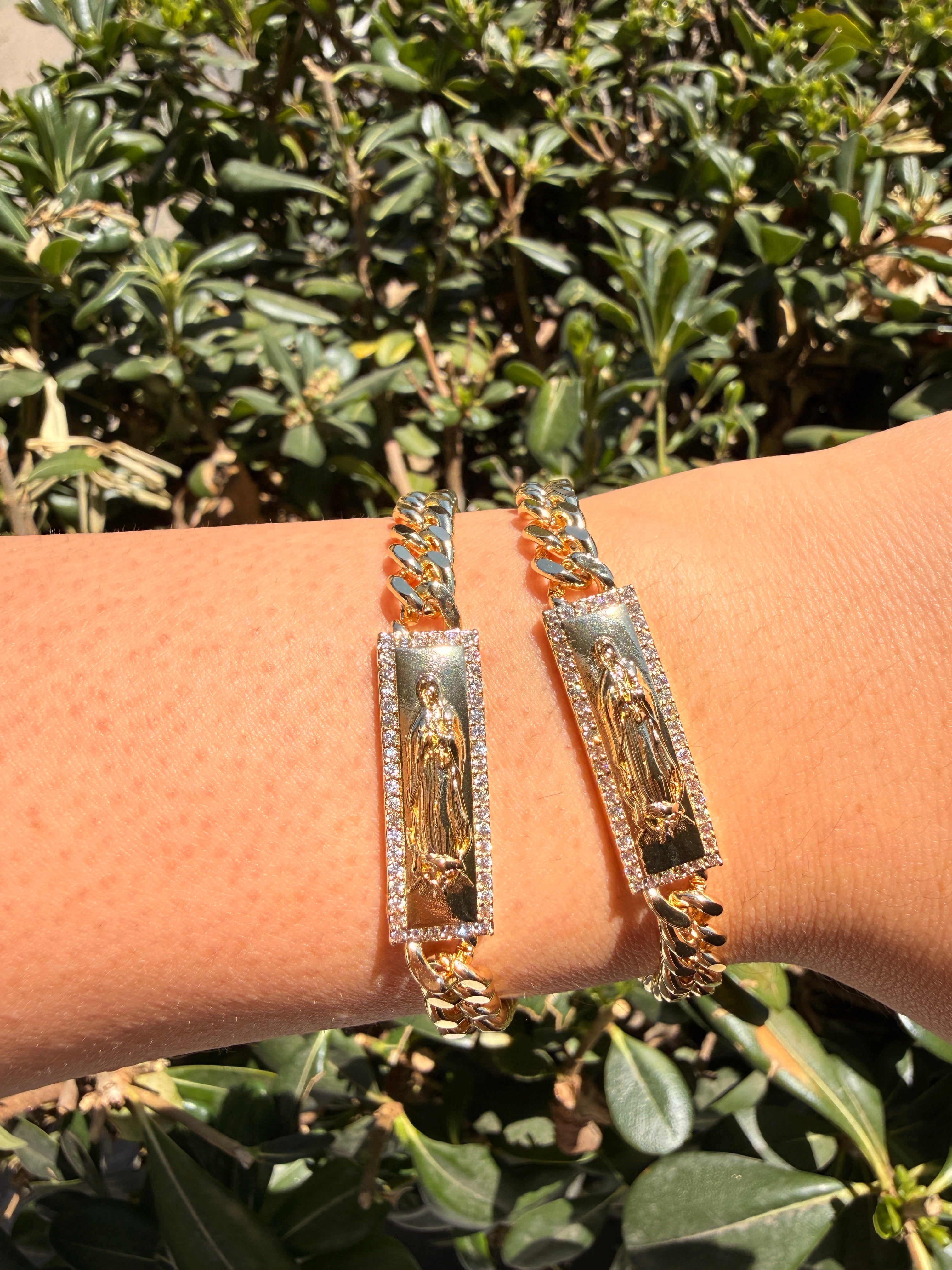Virgin Mary link bracelet