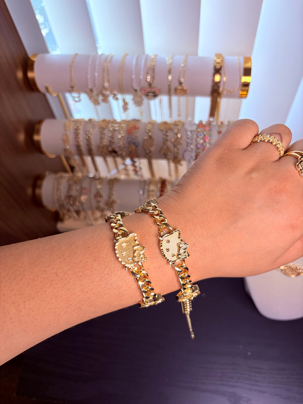 Hk bracelet (3 heads)