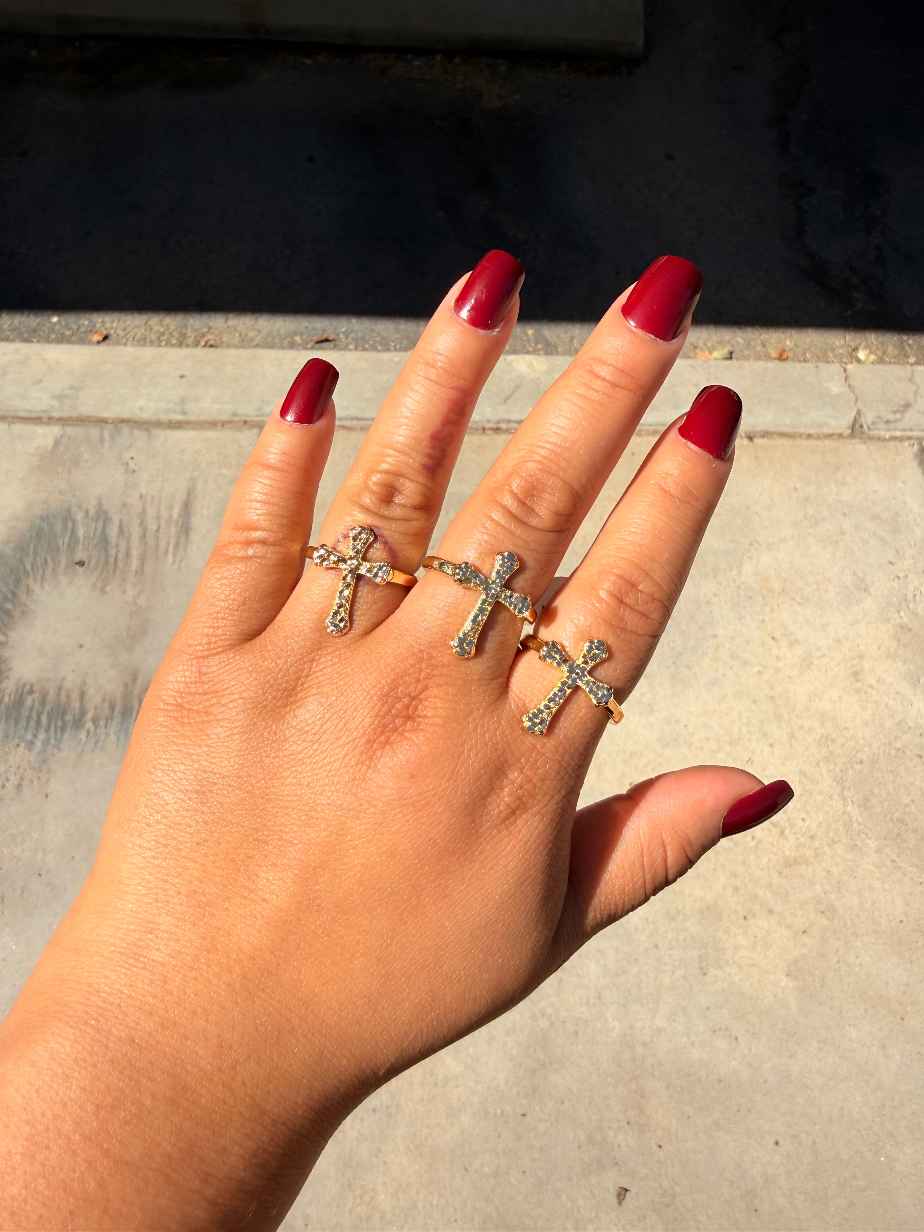 Thin cross ring