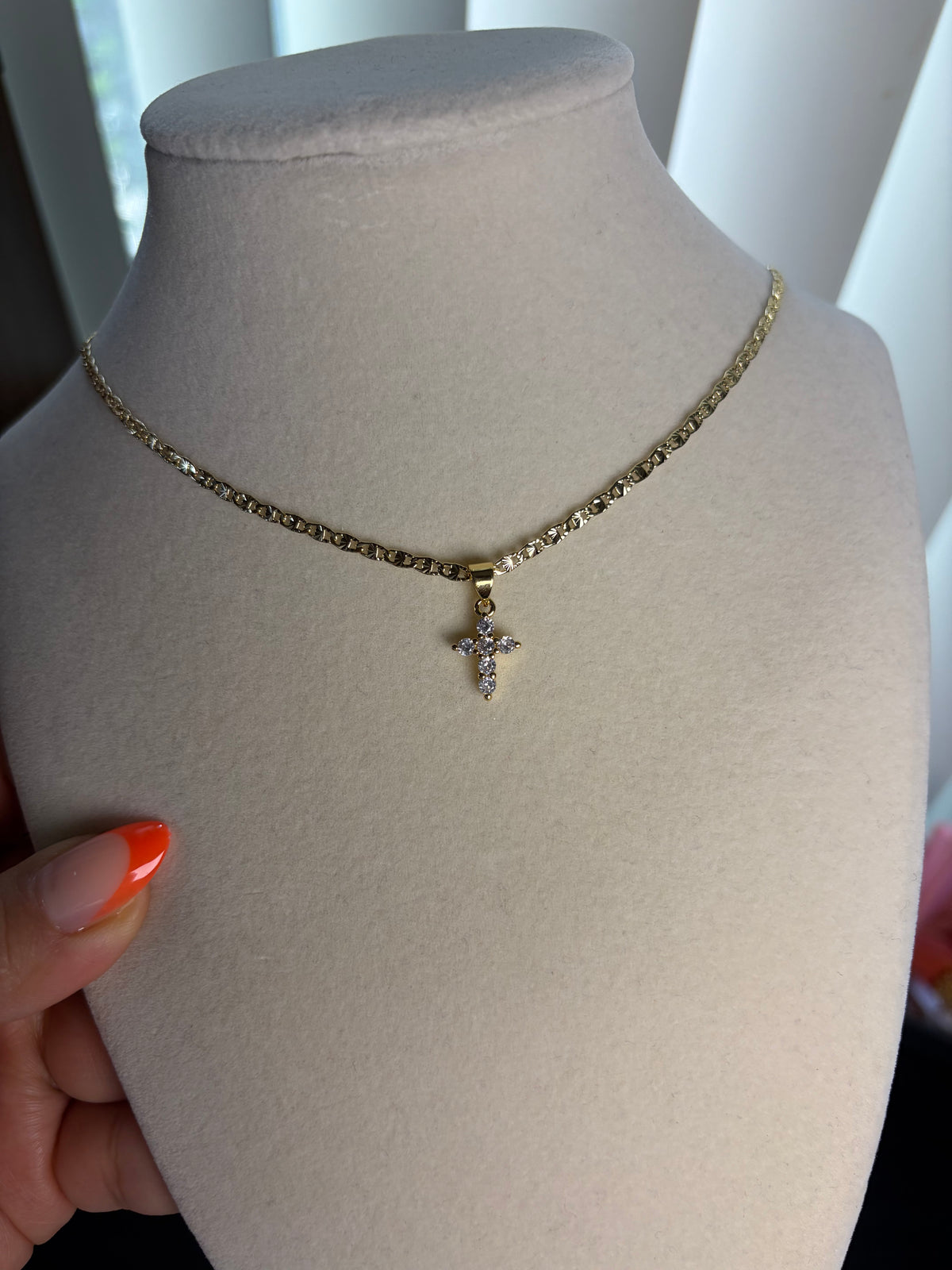 Dainty cross necklace