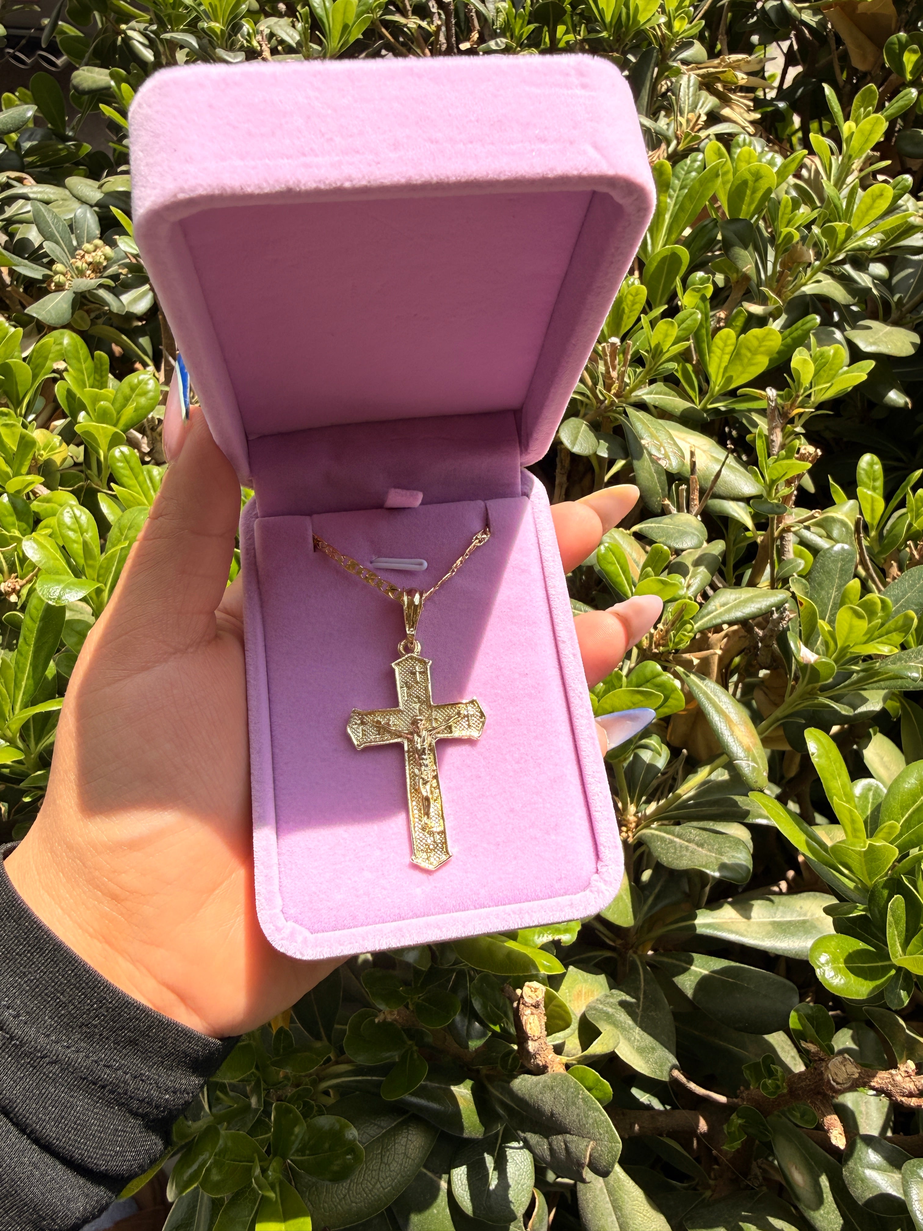 Big cross necklace