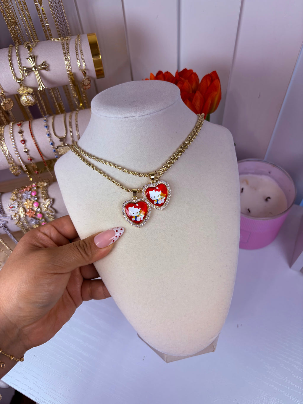 HK w/ bear necklace