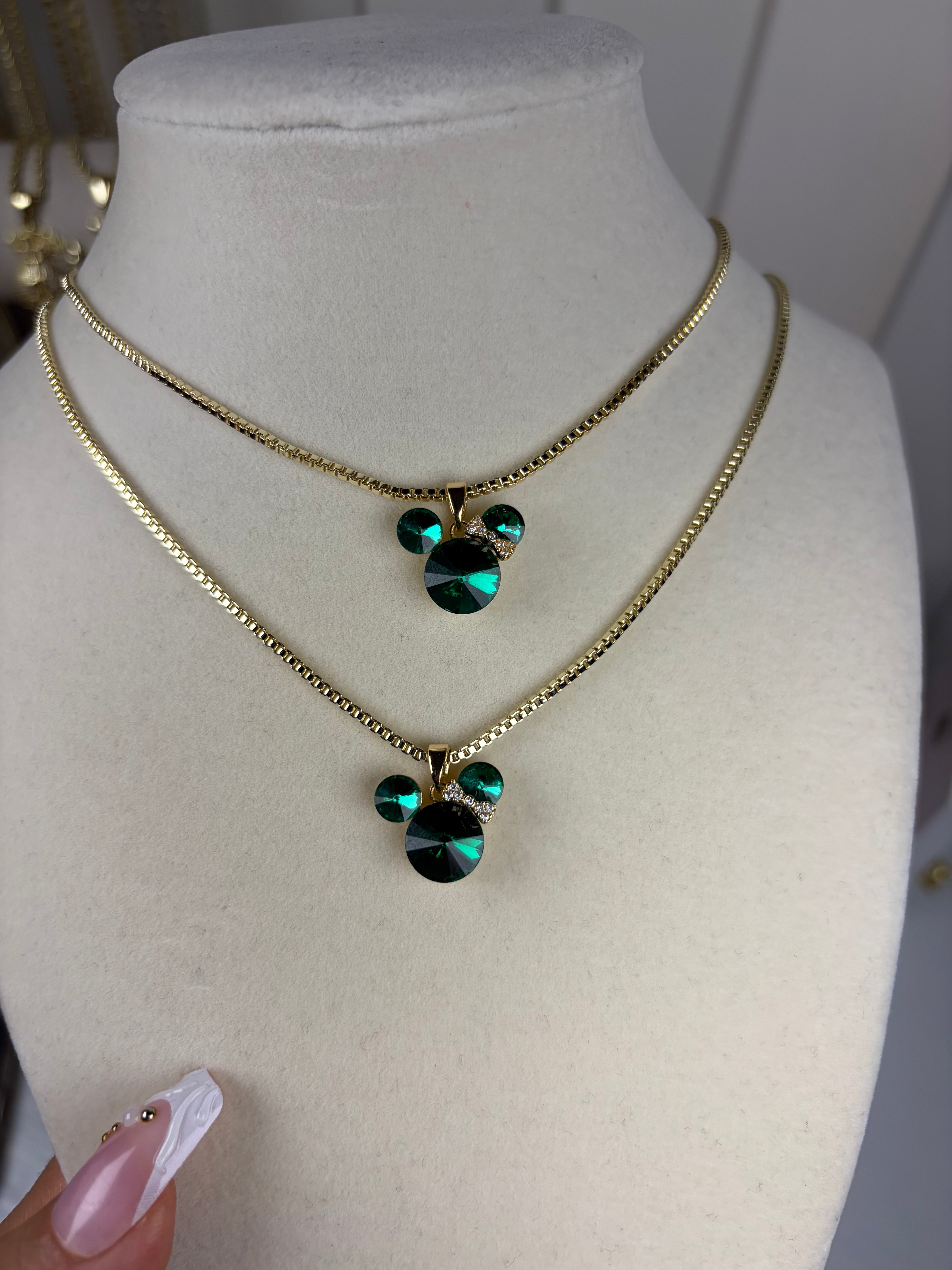 Minnie necklace (EMRALD)